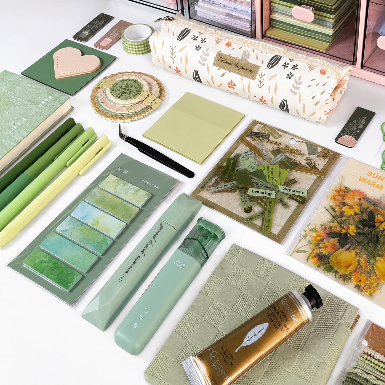 Green Aesthetic Stationery Gift Set